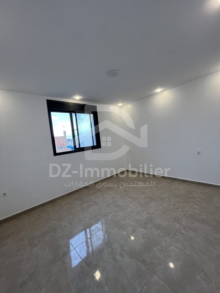 Vente Appartement F2 (69m²) - Saint Ubert , Oran