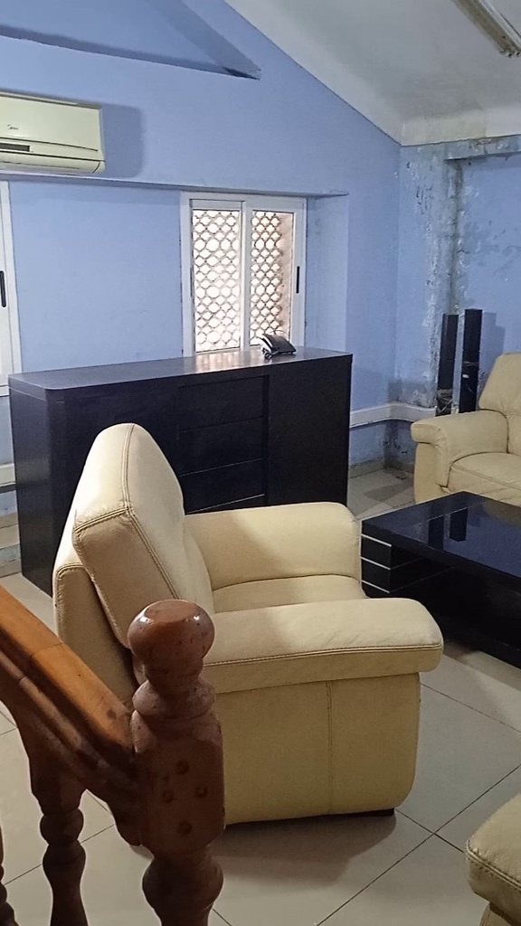 🏢 Location Local Commercial sur 2 Étages à Alger El Harrach
