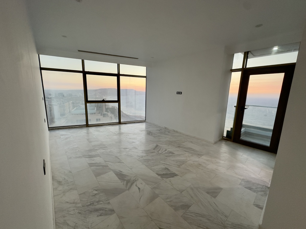 For Sale: F3 Apartment (139m²) – Odéon Tower, Akid Lotfi, Oran