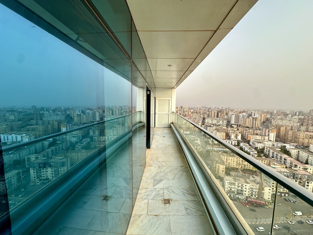 For Sale: F3 Apartment (139m²) – Odéon Tower, Akid Lotfi, Oran