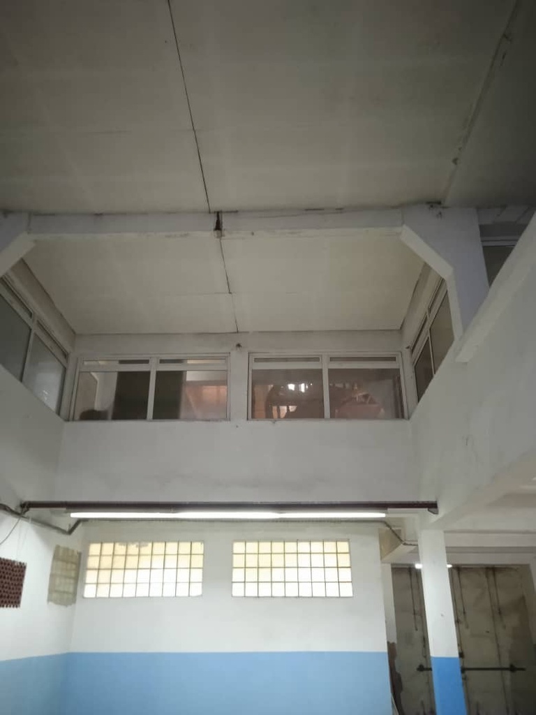 🏢 Location Local Commercial sur 2 Étages à Alger El Harrach