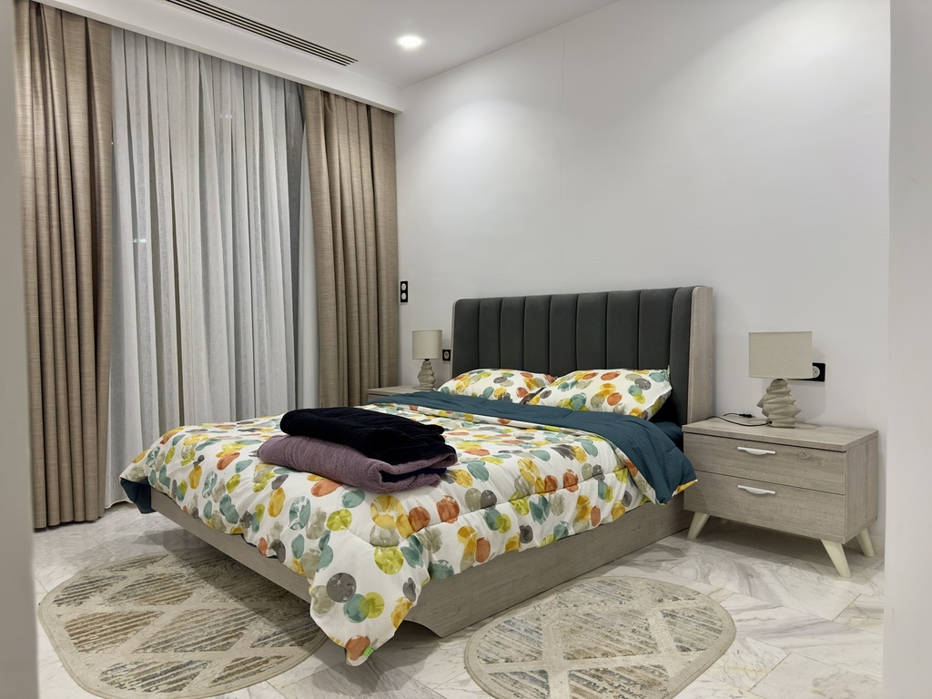 For Sale: F3 Apartment 139 m² – Odéon Tower Oran, Akid Lotfi