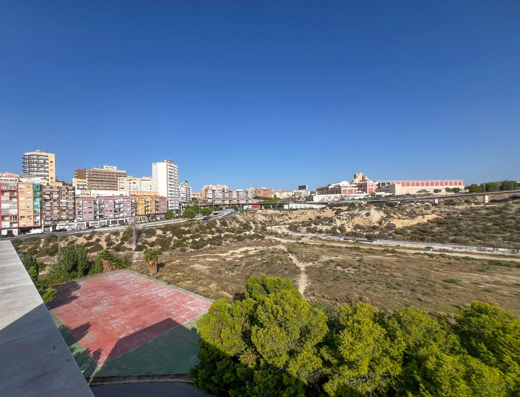Vente Appartement F3 (73m²) – À 1 Minute De La Plage, Raval Roig, Alicante, Espagne
