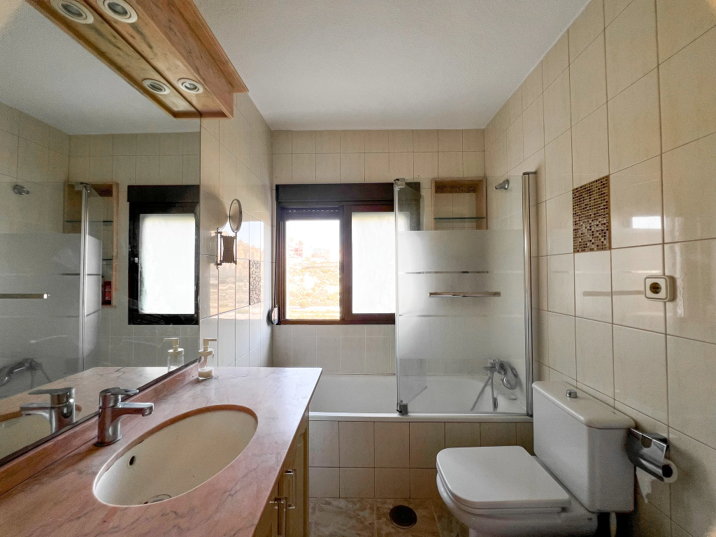 Vente Appartement F3 (73m²) – À 1 Minute De La Plage, Raval Roig, Alicante, Espagne