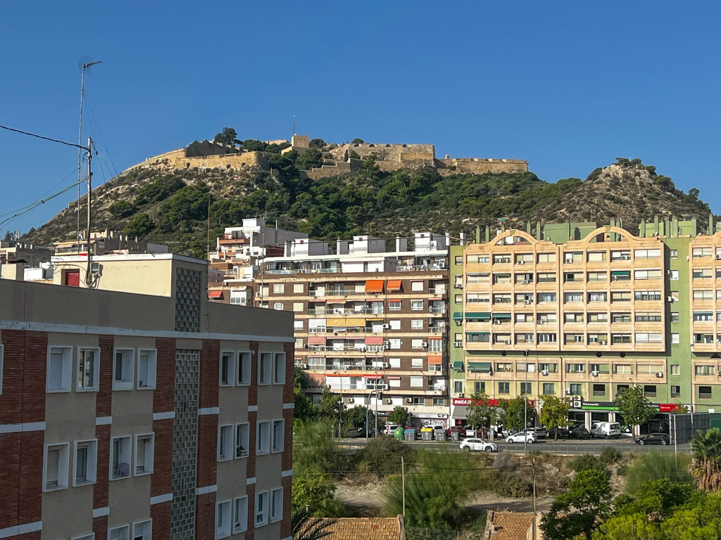 Vente Appartement F3 (73m²) – À 1 Minute De La Plage, Raval Roig, Alicante, Espagne