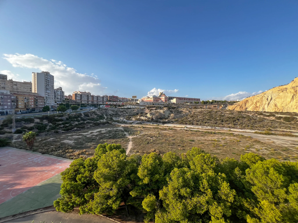 Vente Appartement F3 (73m²) – À 1 Minute De La Plage, Raval Roig, Alicante, Espagne