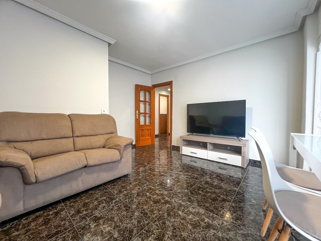 Renovated Apartment for sale F4 (69m²) – Colonia Requena, Alicante, Spain 