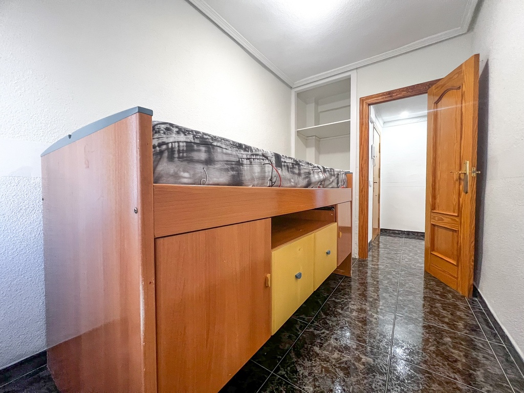 Renovated Apartment for sale F4 (69m²) – Colonia Requena, Alicante, Spain