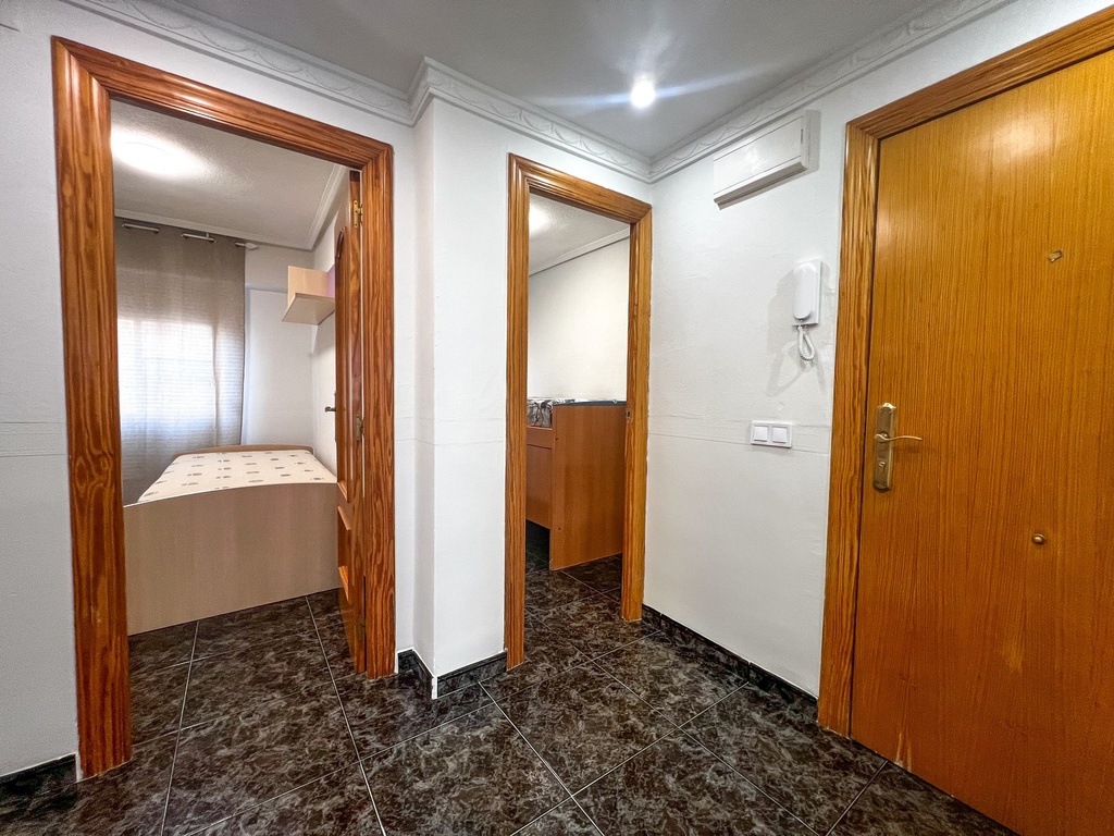 Renovated Apartment for sale F4 (69m²) – Colonia Requena, Alicante, Spain