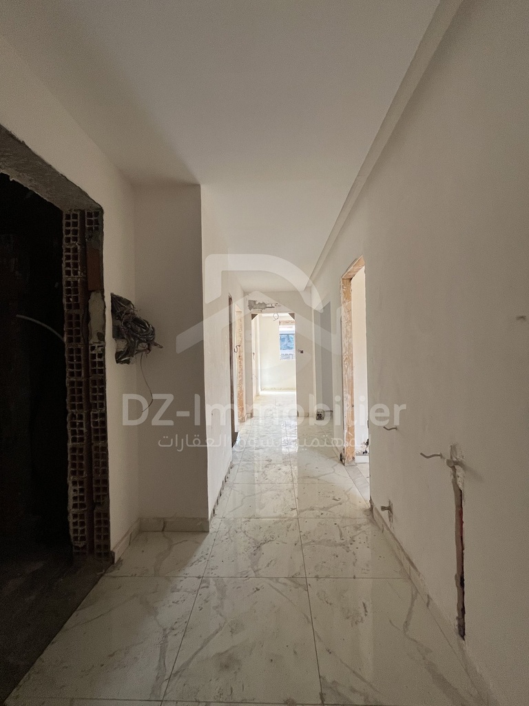 Vente Appartement F3 - Boulevard Bouchikhi, Bir El Djir, ORAN