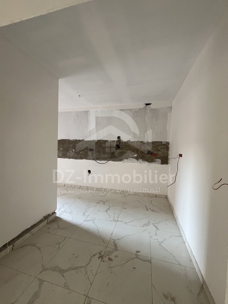 Vente Appartement F4 - Boulevard Bouchikhi, Bir El Djir, ORAN