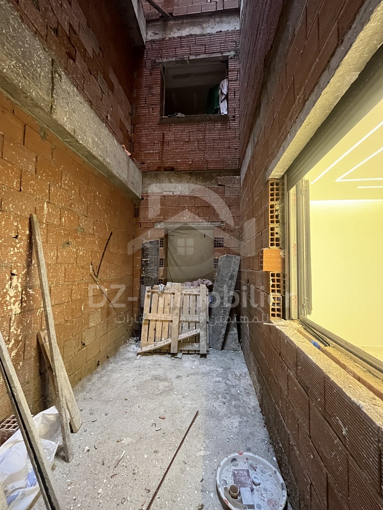 Vente Appartement T4 - Boulevard Bouchikhi, Bir El Djir, ORAN