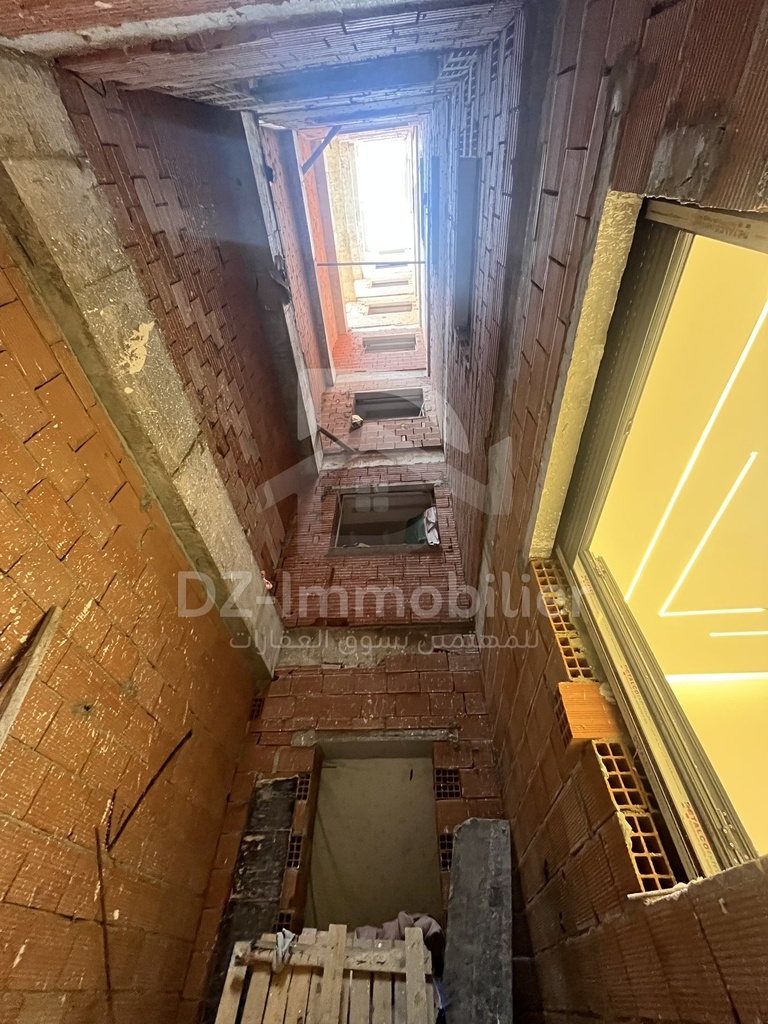 Vente Appartement T4 - Boulevard Bouchikhi, Bir El Djir, ORAN