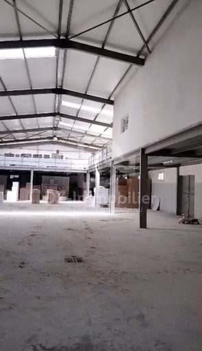 بيع مصنع (1000m²) – بن عامر, بومرداس
